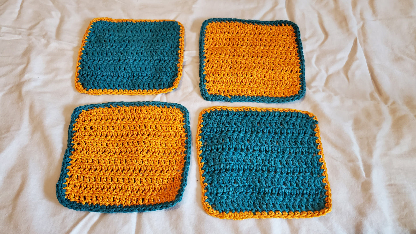 Blue and Gold Fruit Bowl Set