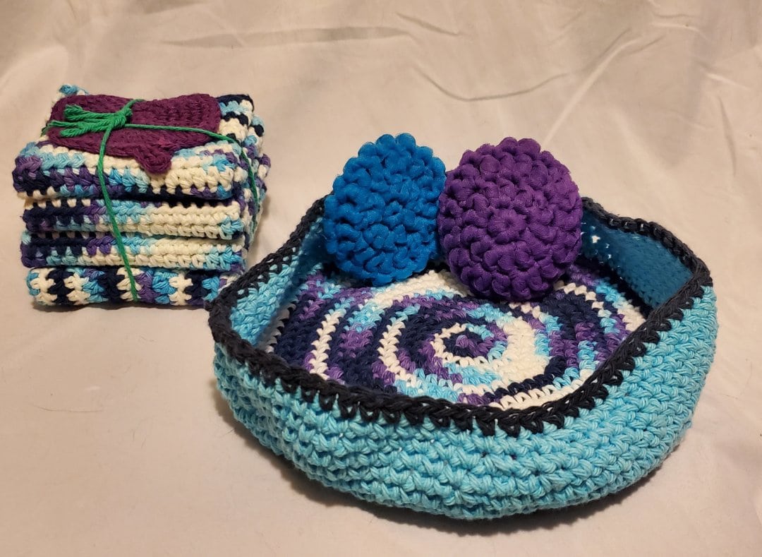 Blue Purple and White Fruit Bowl Set