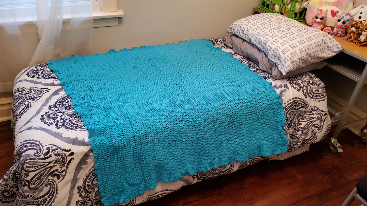 Scallop Edge Blue Afghan