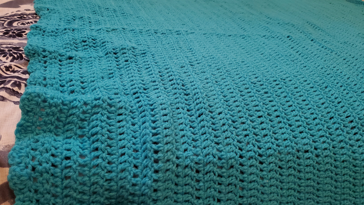 Scallop Edge Blue Afghan