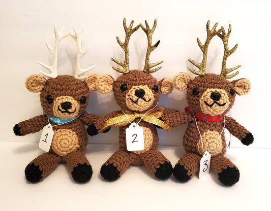 Reindeer Amigurumi (Glitter Horns)