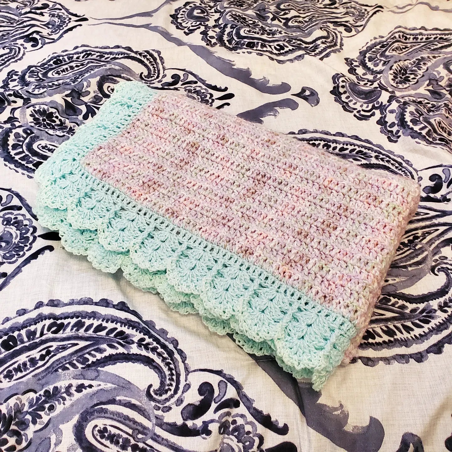 Lace Border Baby Afghan